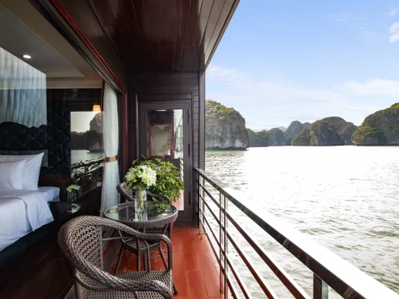 DU THUYỀN LA PANDORA