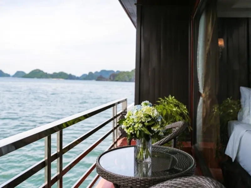 DU THUYỀN LA PANDORA