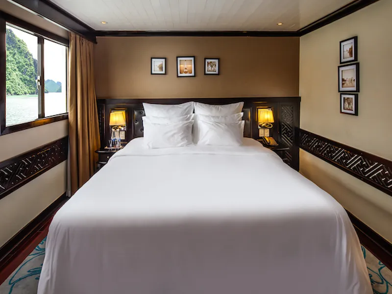 Paradise Sails - Ha Long 2 days 1 nights