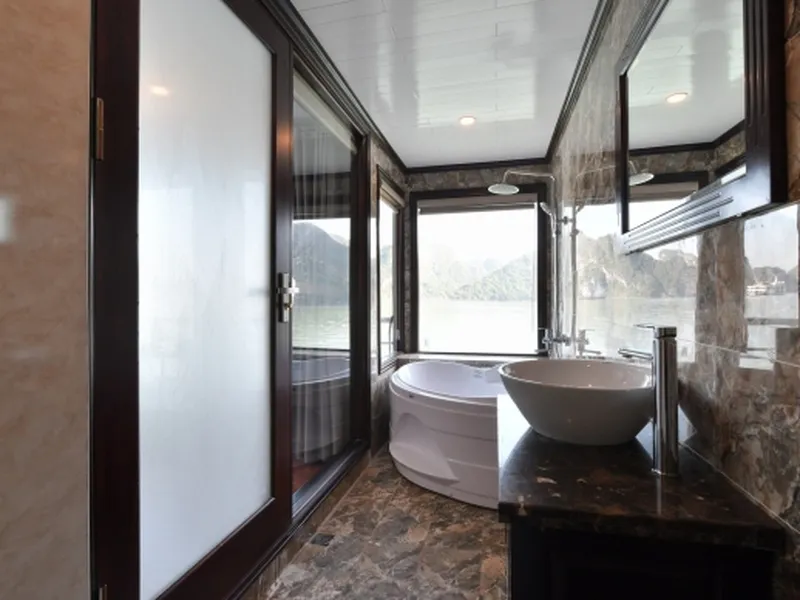 SAPPHIRE CRUISE