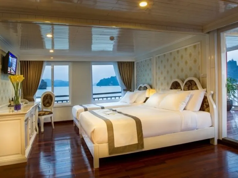 SIGNATURE ROYAL CRUISE