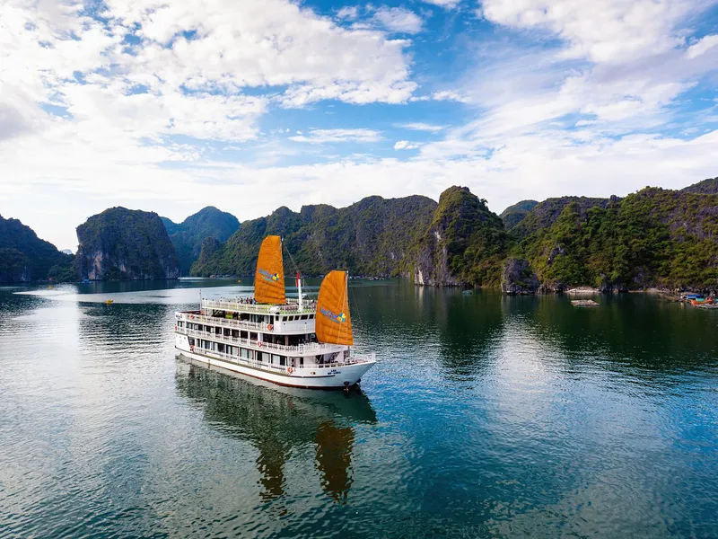 DU THUYỀN UNICHARM