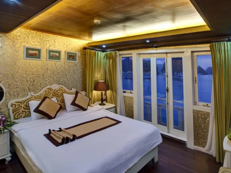 White Dolphin Cruise -  Ha Long 4 days 3 nights