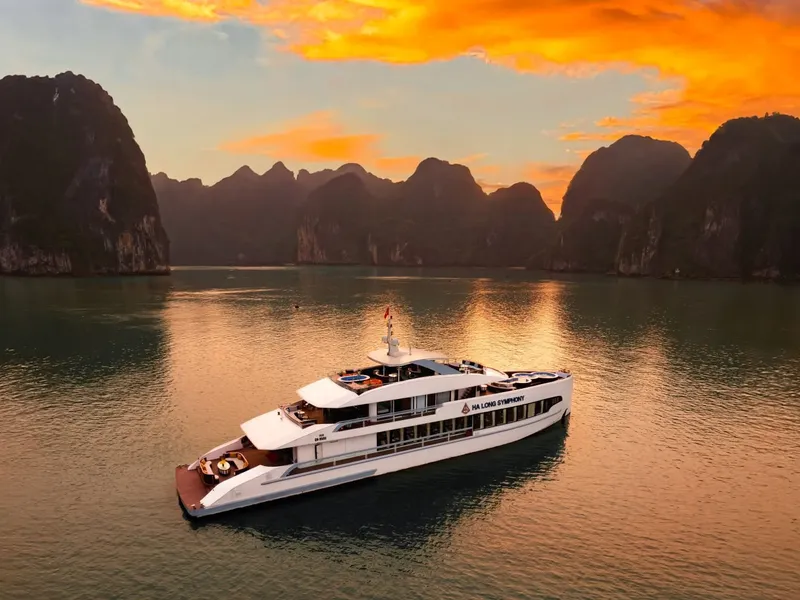 SYMPHONY DAY CRUISE