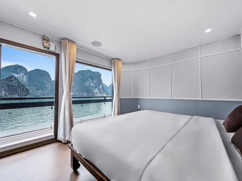 SYMPHONY DAY CRUISE