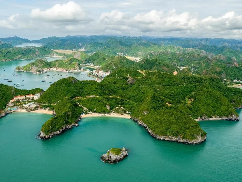 SKYWAY -  LAN HA BAY - VIET HAI ECO-VILLAGE (01 DAY)