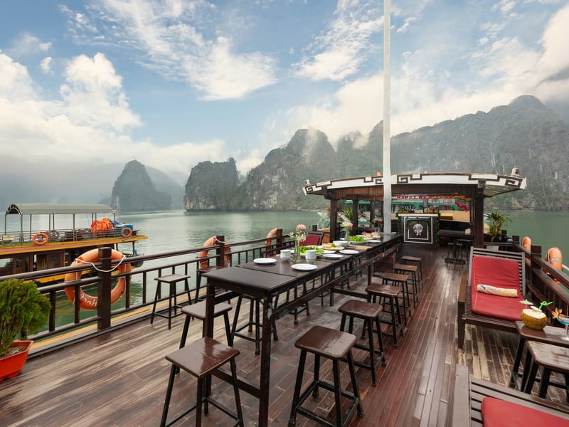 LAN HA BAY 2 DAYS 1 NIGHT ADVENTURE