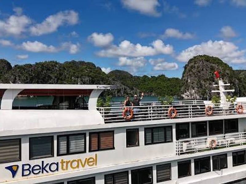 CAT BA - LAN HA BAY ON CRUISE ( 2 DAYS 1 NIGHT)