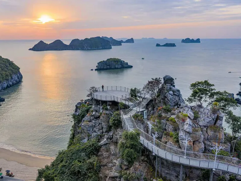 CÁT BÀ 2 NGÀY 1 ĐÊM TỪ HÀ NỘI - NGỦ ĐẢO  ( TÀU CAO TỐC)