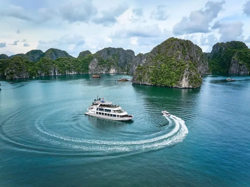 SKYWAY – SUNSET VIEWING & DINNER ON LAN HA BAY