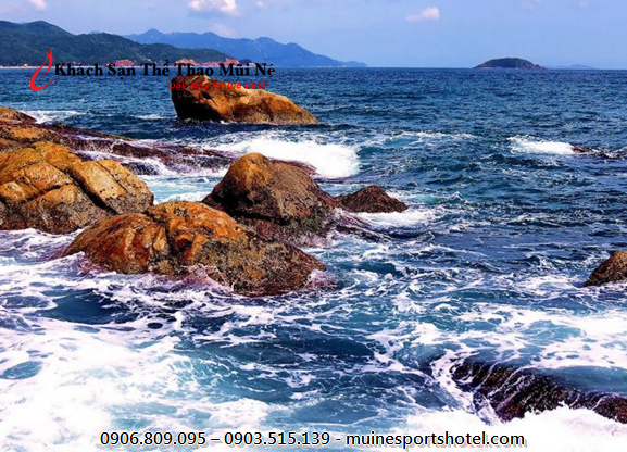 Mui Ne Sports Hotel is very close to Hon Ghenh Mui Ne Sports Hotel is very close to Hon Ghenh