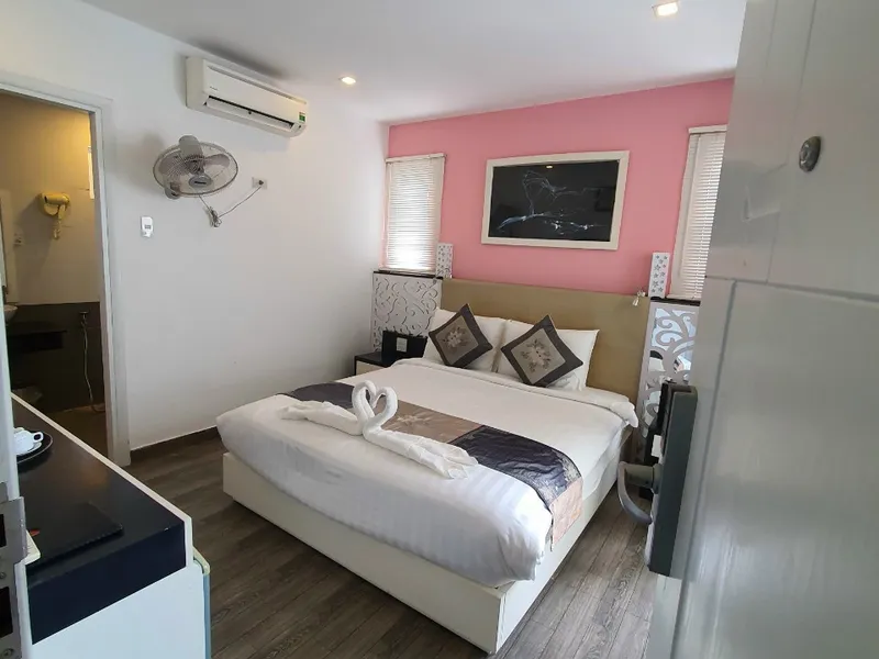 STANDARD SINGLE ROOM