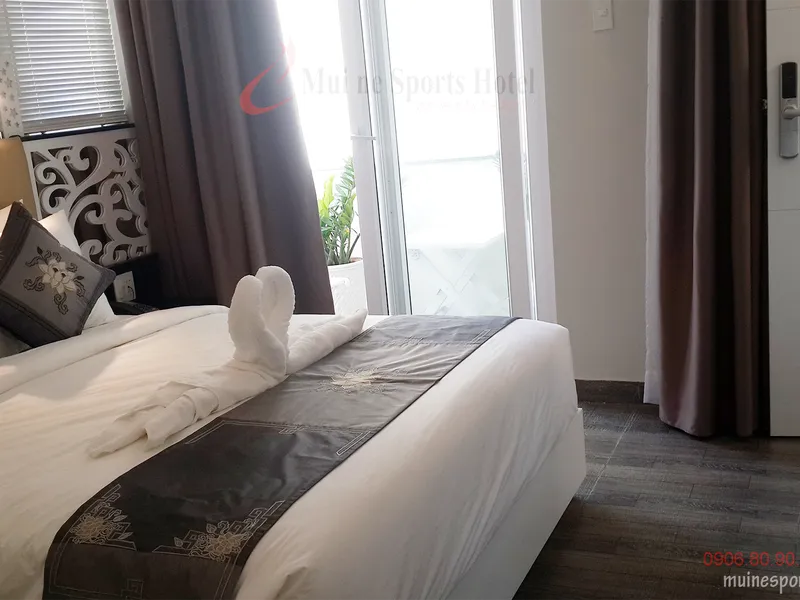 SUPERIOR SINGLE ROOM