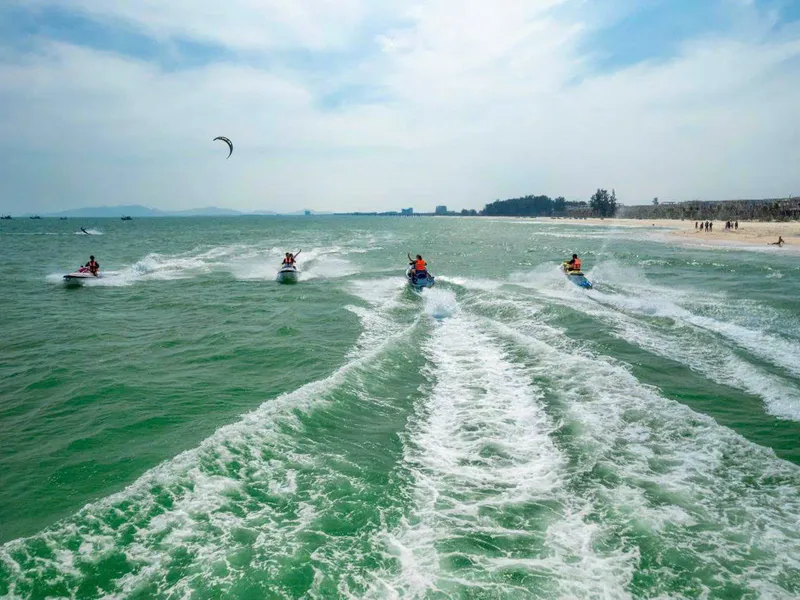 TOUR MÔ TÔ NƯỚC Ở MŨI NÉ