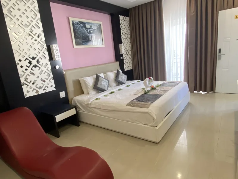 DELUXE SINGLE ROOM 