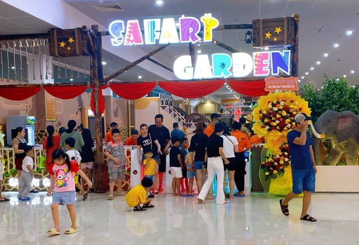 Tưng bừng khai trương City Games - Safari Garden tại TTTM Zone C Rạch Giá, Kiên Giang, nhà banh,