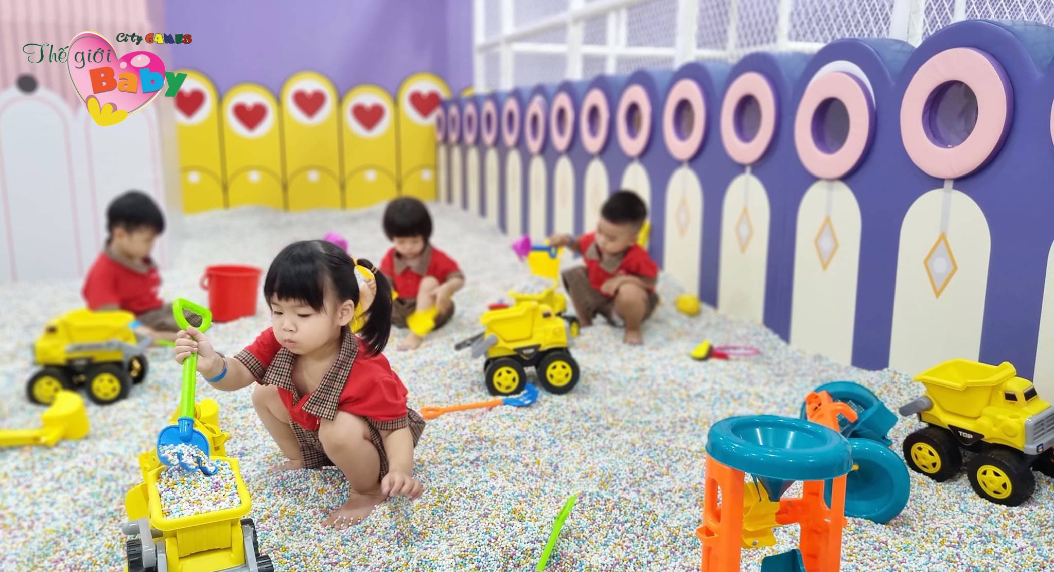 Khu vui chơi Safari Garden và Kids World miễn phí 100% vé vào cổng cho giáo viên và học sinh