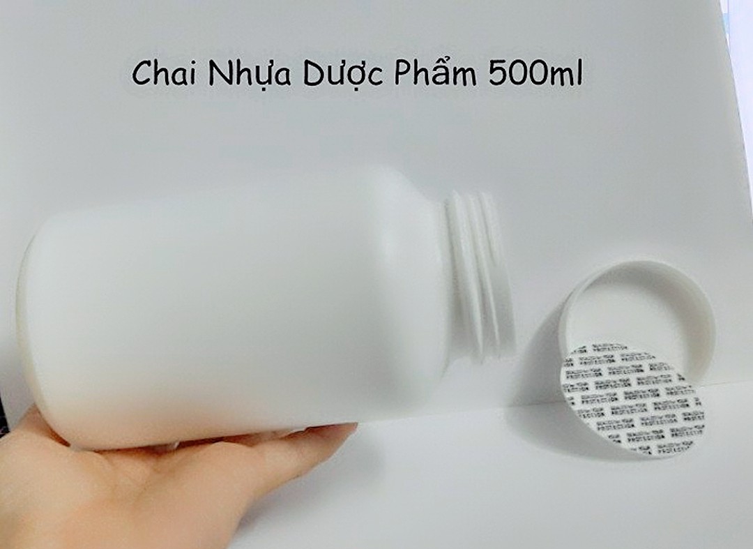 Vỏ lọ nhựa 500ml có thiết kế đa dạng và chuyên nghiệp, với nhiều mẫu mã và kiểu dáng khác nhau