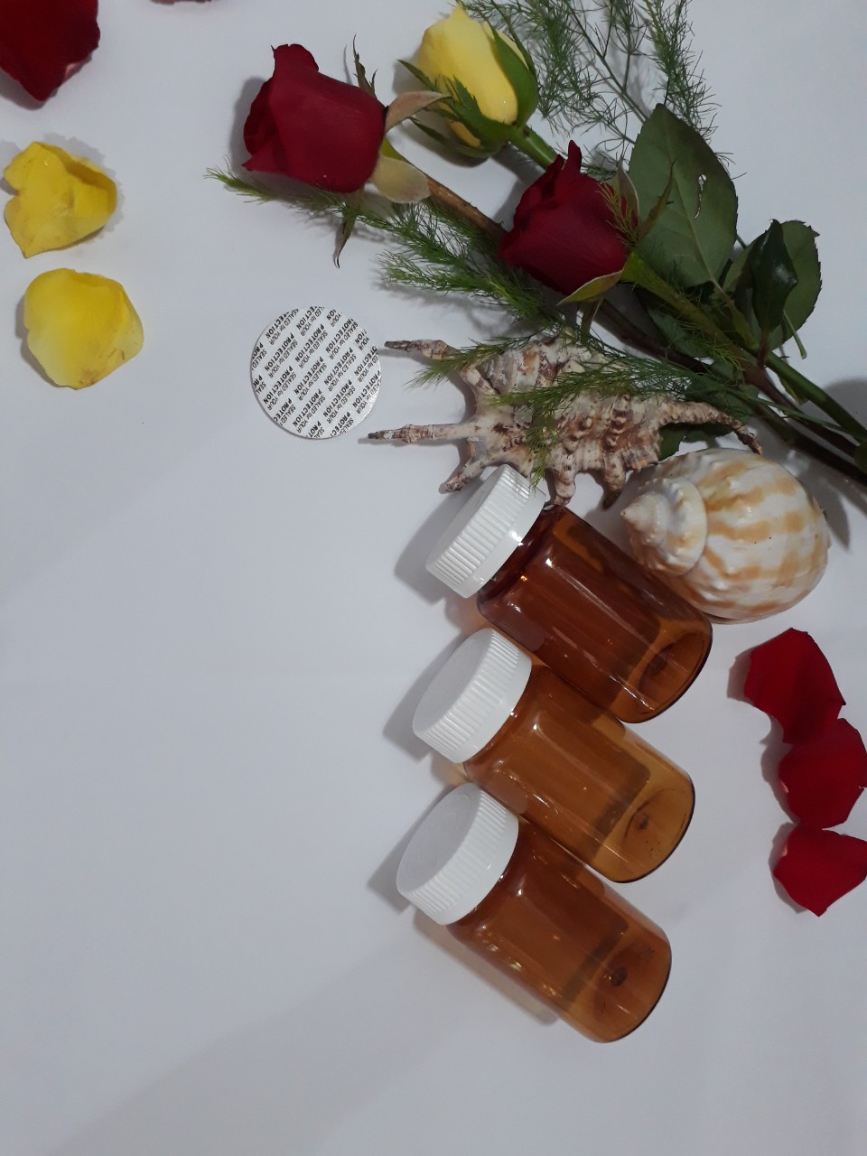 Bán lọ nhựa 100ml có nhiều màu sắc cho bạn lựa chọn