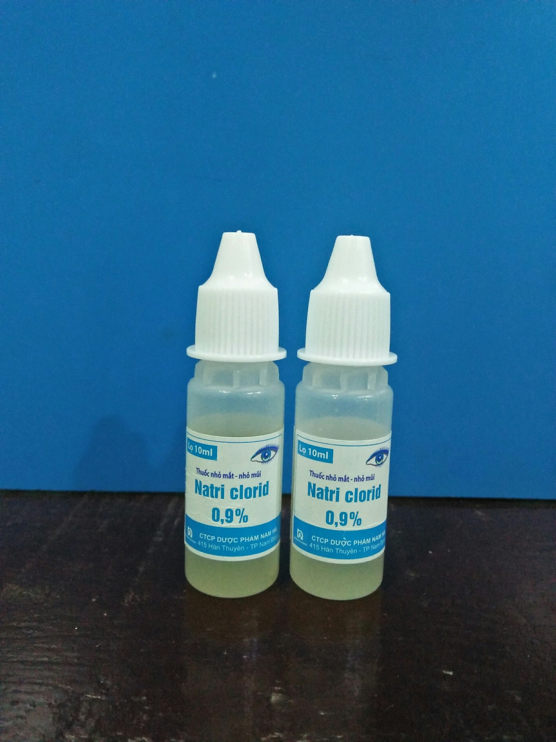 Chai nhựa nhỏ mắt 10ml thân cao tròn dài thon gọn cấu tạo nắp nút và thân chuẩn