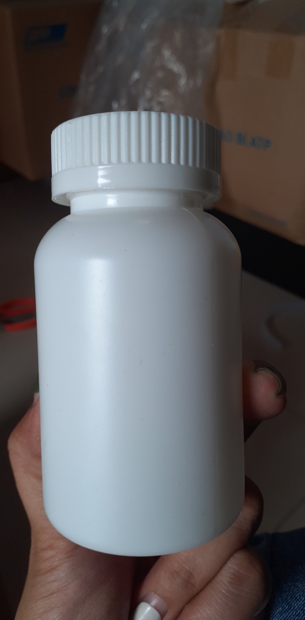 chai nhựa 150ml nắp nhấn