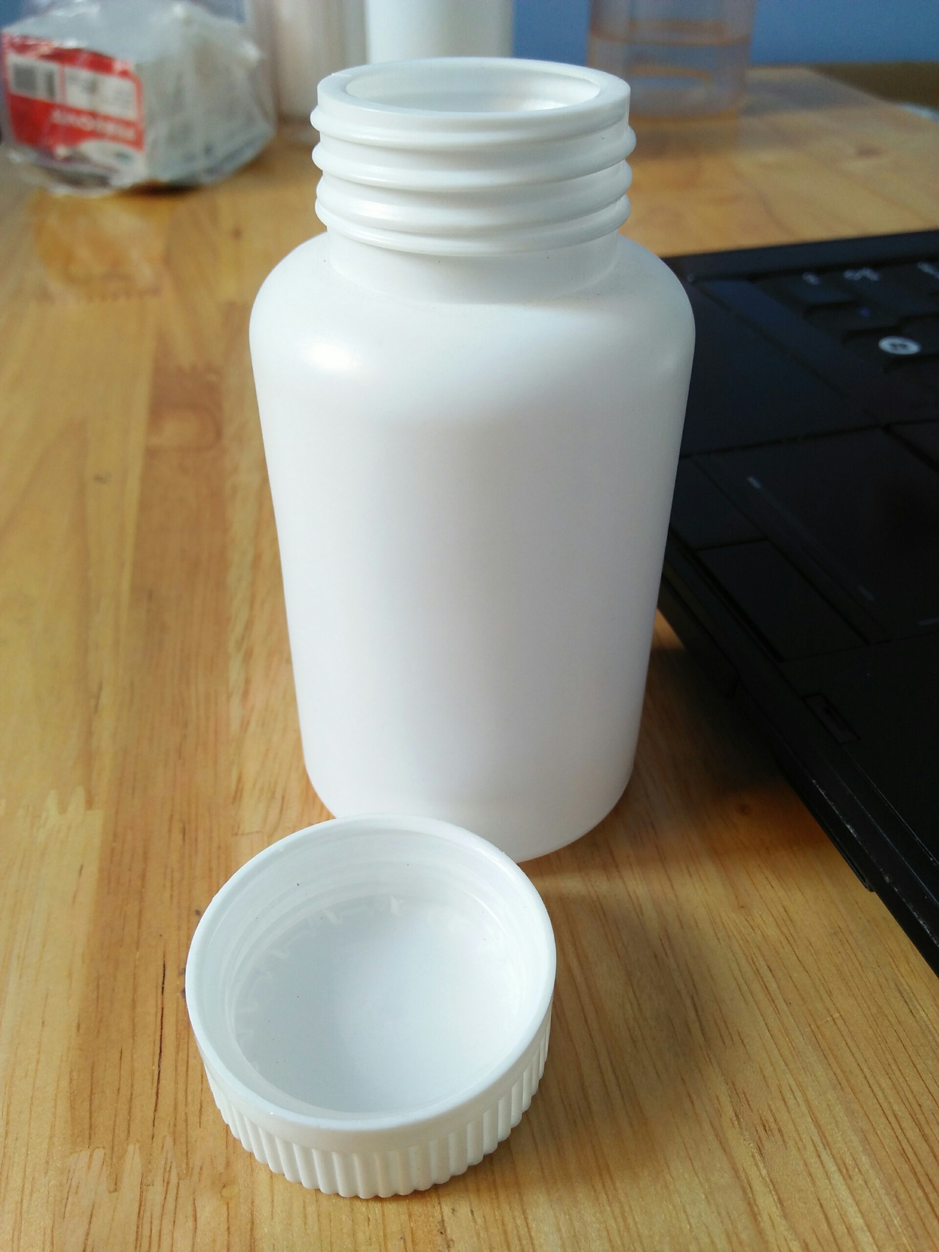 chai nhựa dược phẩm