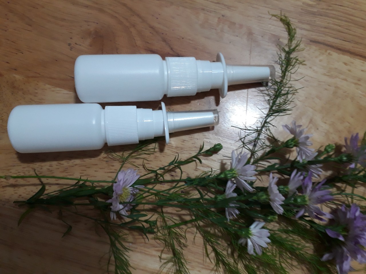 Lọ xịt mũi 15ml đựng thuốc viêm xoang điều trị phát huy tối đa lượng thuốc đưa vào mũi