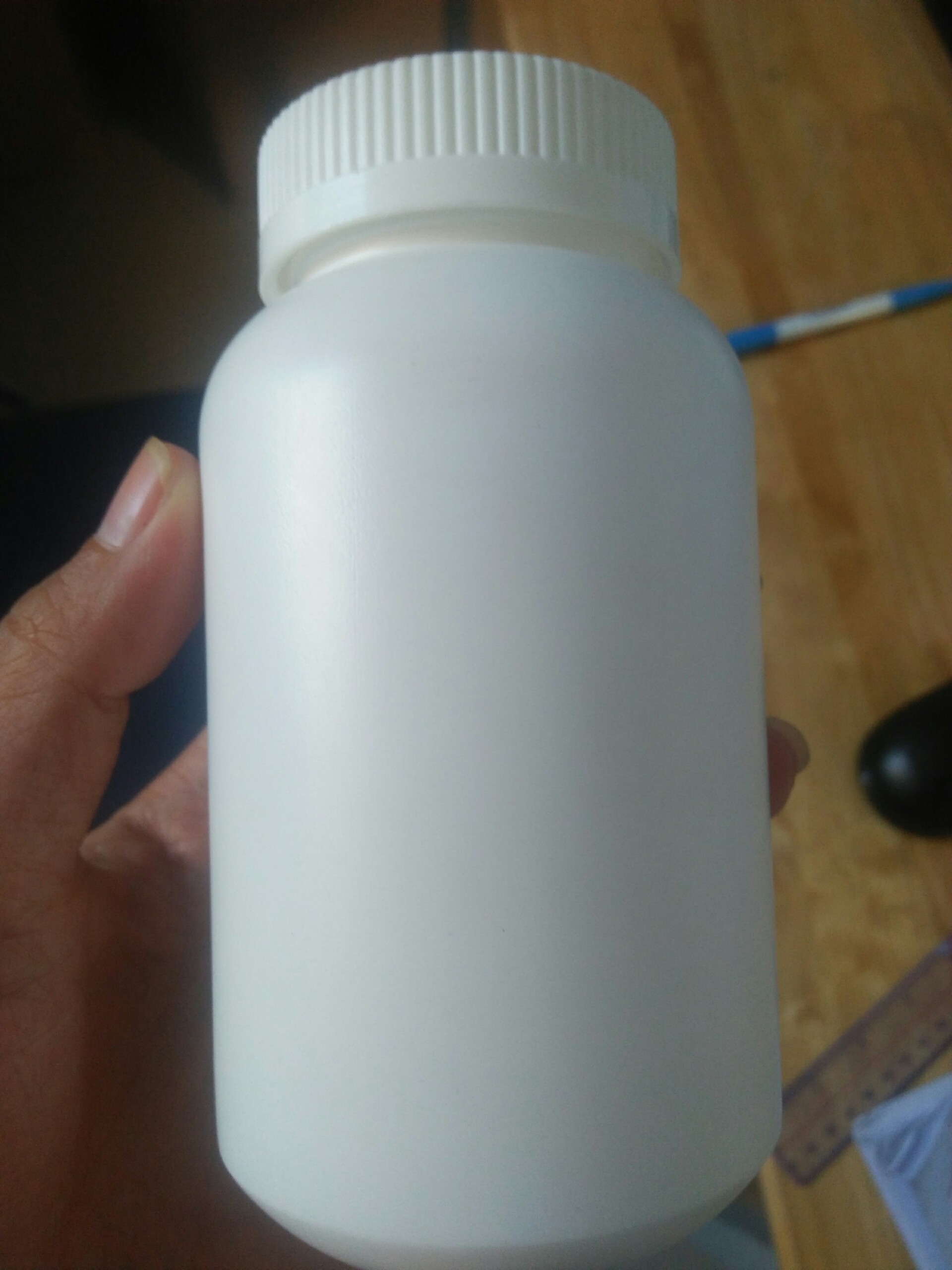 Phom dáng chuẩn nước ngoài đựng thuốc chuyên nghiệp hơn