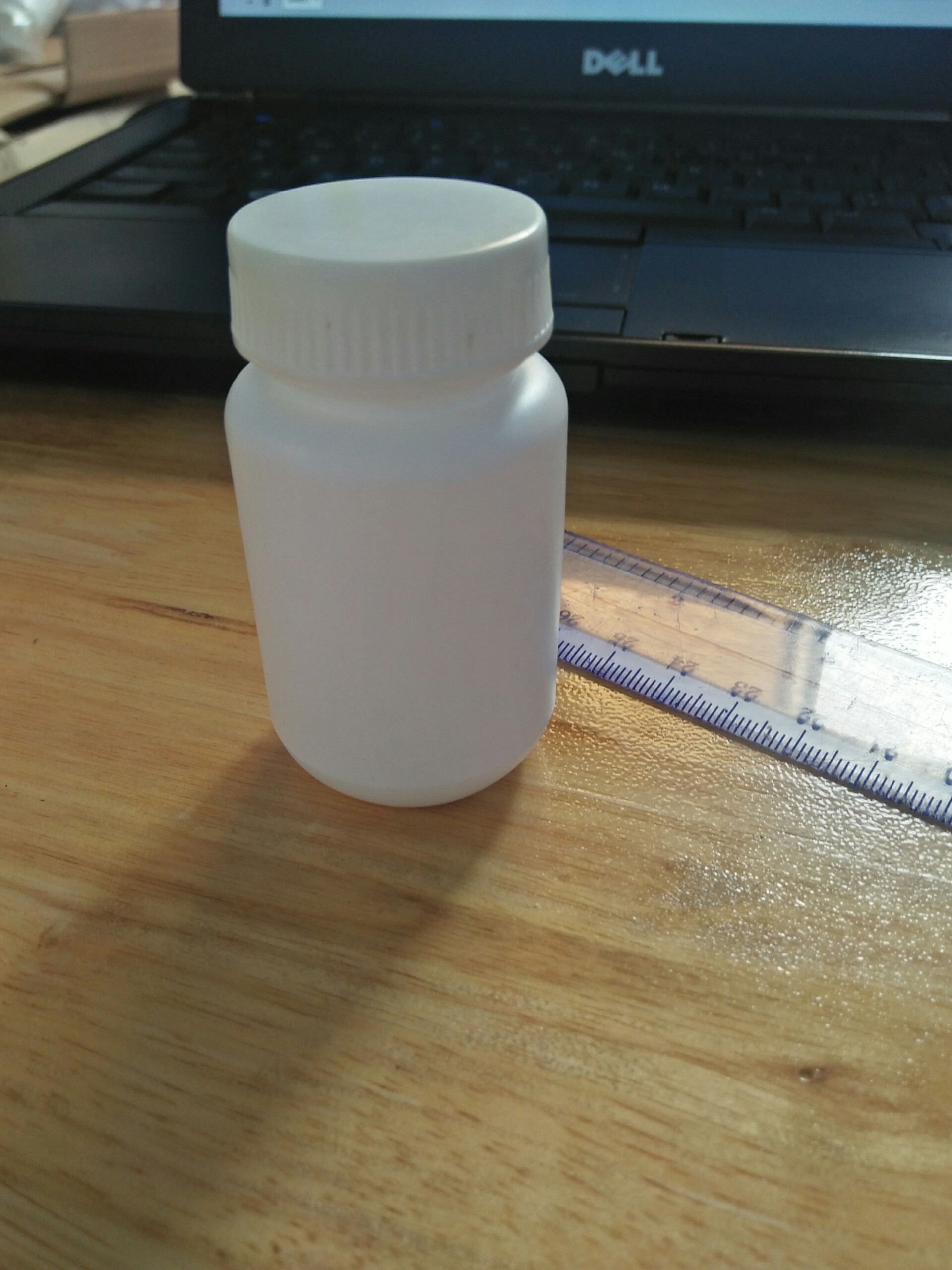 Chai nhựa 50ml trắng sữa sản xuất từ hạt nhựa HDPE