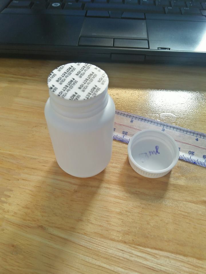 Chai nhựa 50ml có đầy đủ màng seal đi kèm tăng khả năng bảo quản thuốc khi đặt hàng tại Công ty