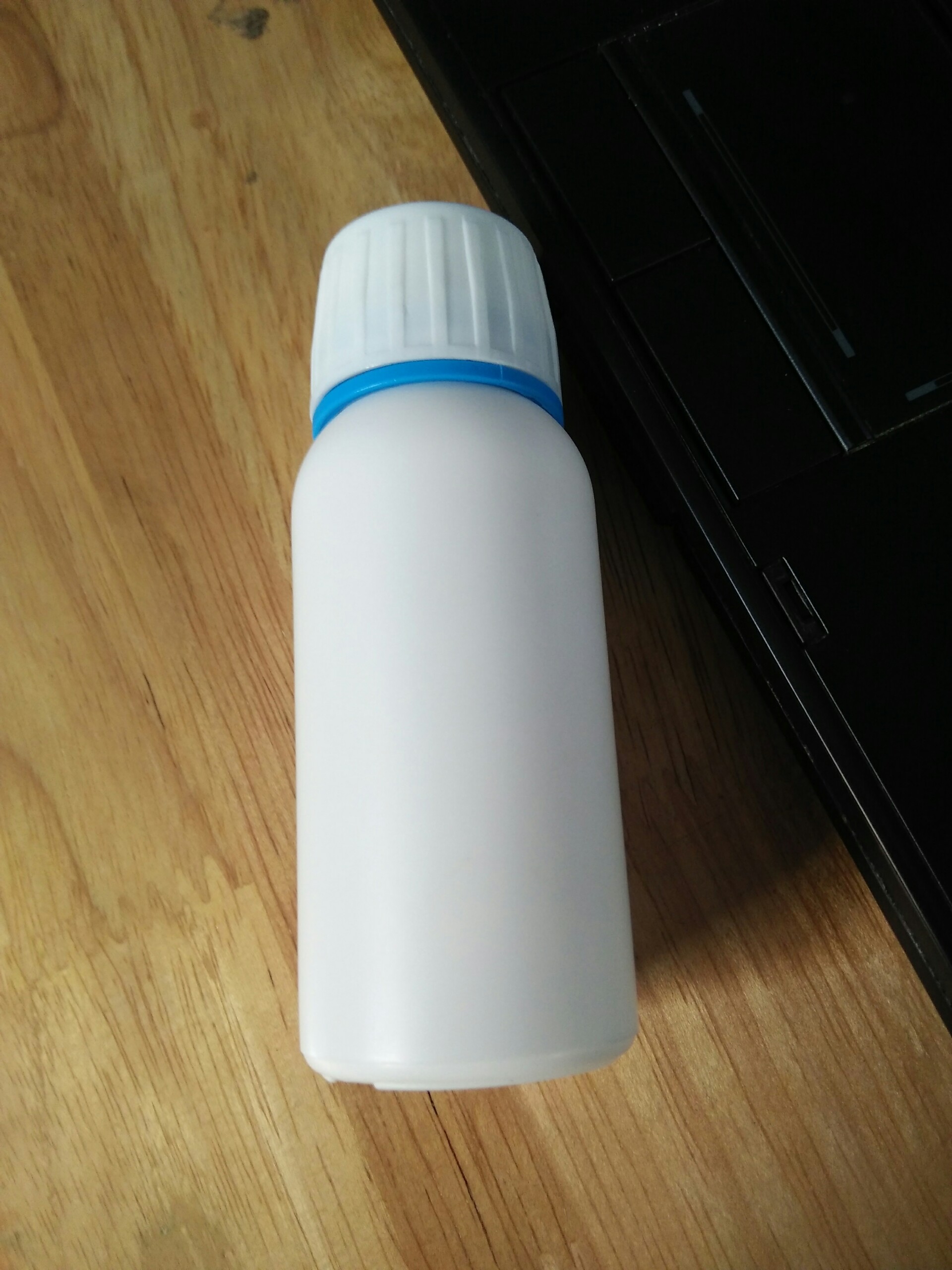 Chai nhựa dược phẩm