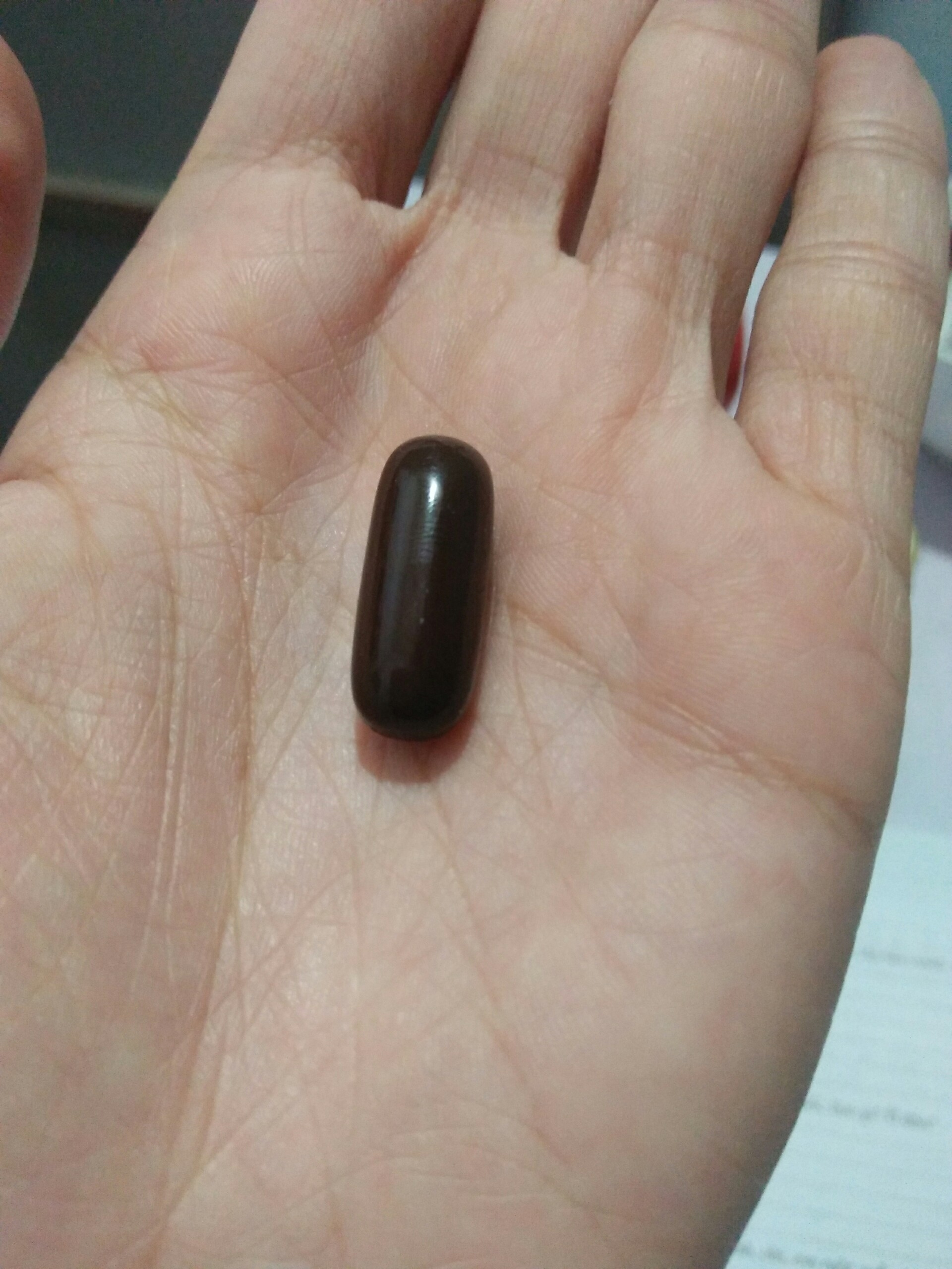 Chai lọ nhựa y tế 65ml đựng vừa đẹp 40 viên nhộng số 0 như này