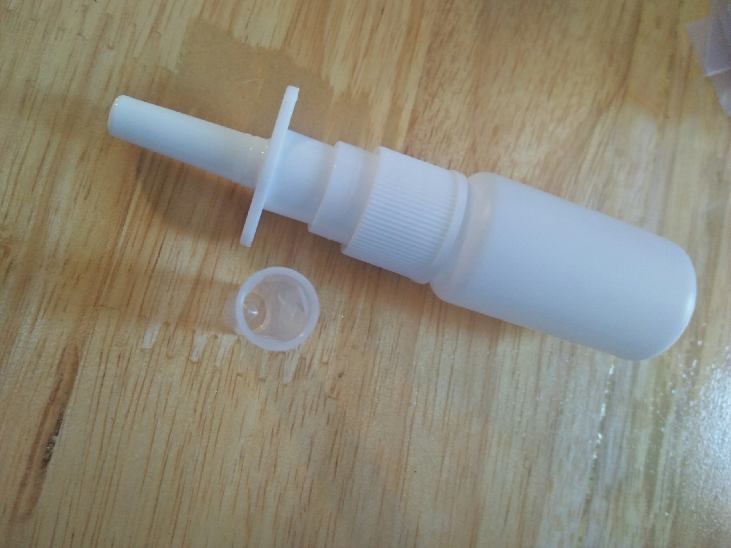 lọ nhựa xịt mũi 15ml