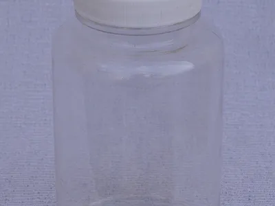 Mua CHAI NHỰA PET 300ML giá sỉ đựng thuốc dạng viên chất liệu PET tại Bạc Liêu