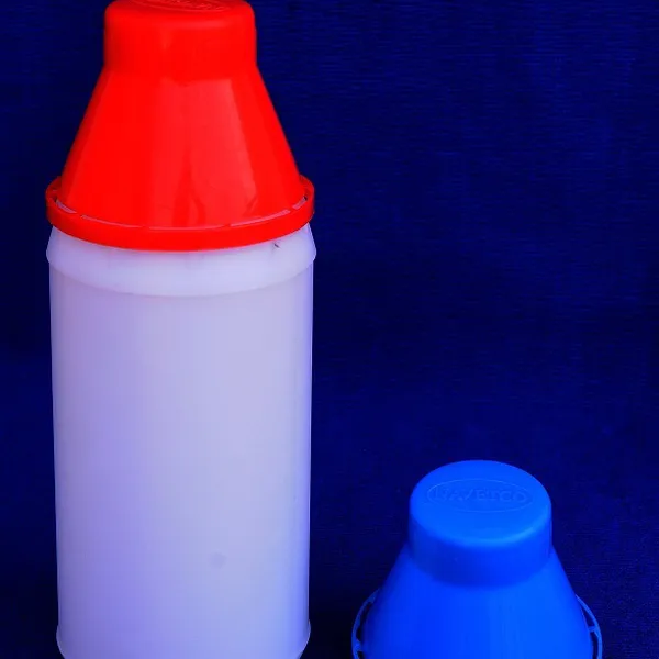 Chai nhựa nông dược, thú ý 1000ml (nón cụt)