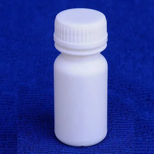 Chai Si rô 15ml trắng sữa