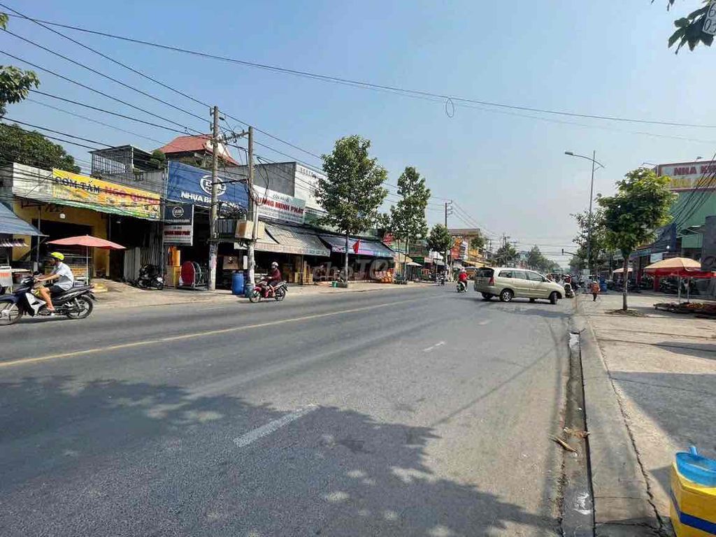 mua đất dĩ an bình dương