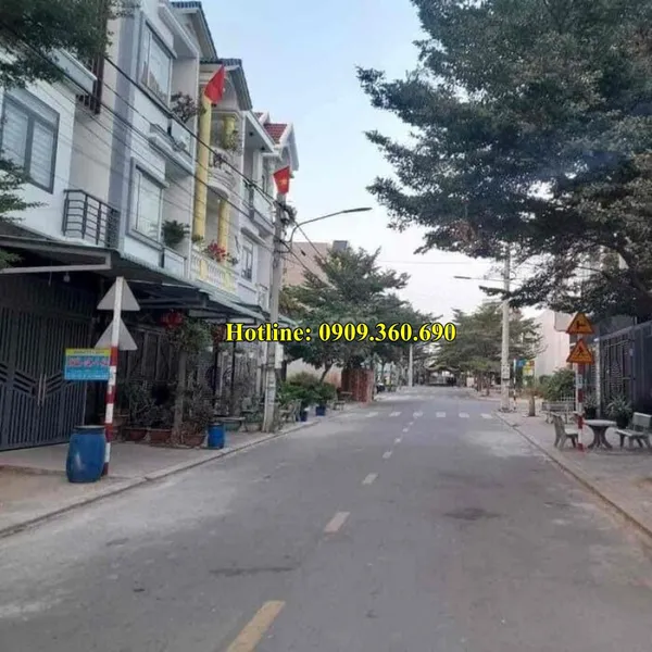 MUA ĐẤT NỀN DĨ AN- 85 m2 , Thổ cư :  61m2- Khu phố Đông B, phường Đông Hòa, Thành phố Dĩ An, Bình dương