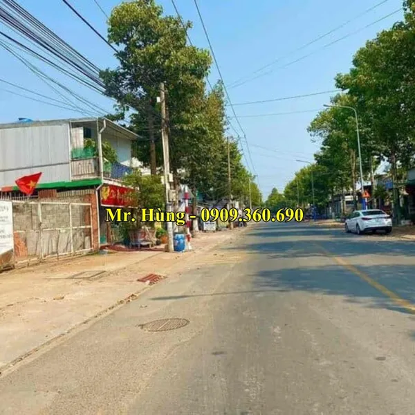 MUA ĐẤT DĨ AN? Chính chủ bán lô đất mặt Tiền đường Trần Quang Khải. Diện tích : 78 m2 , Thổ cư  66 m2- phường Đông Hòa, tp.Dĩ an- Bình dương.