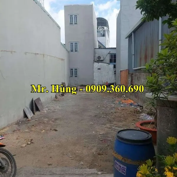 MUA ĐẤT DĨ AN? Chính chủ bán lô đất tại Ngô Thị Nhậm – Trung tâm hành chính Dĩ an, Bình dương. - Diện tích : 5,8x19,1=109 m2 – Thổ cư : 79 m2.