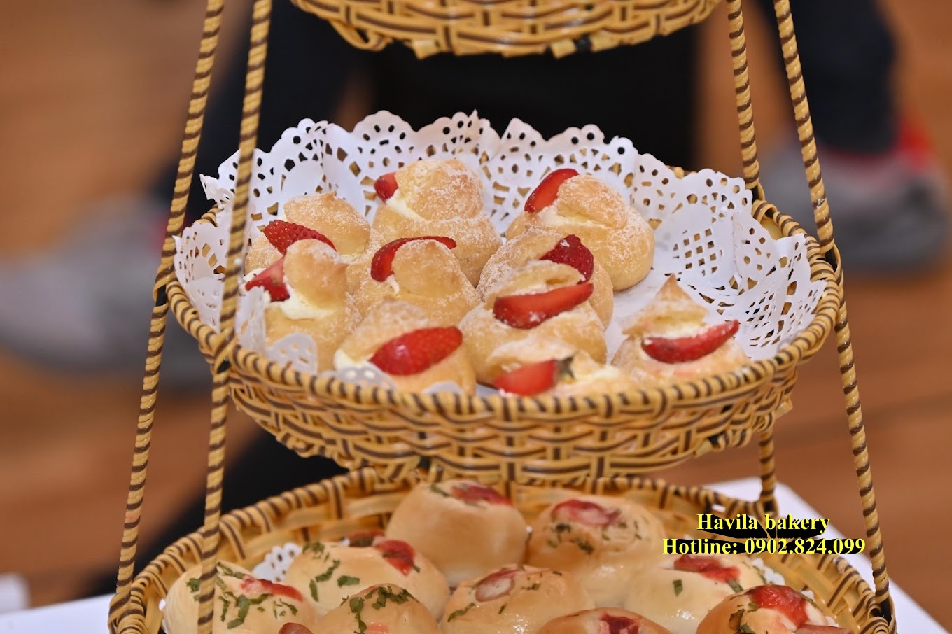 tổ chức tiệc ngọt bình dương