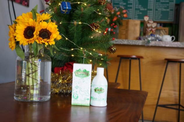 Nước tắm thảo dược ELEMIS - mang đến sự thoải mái cho da bé Nước tắm thảo dược ELEMIS - mang đến sự thoải mái cho da bé