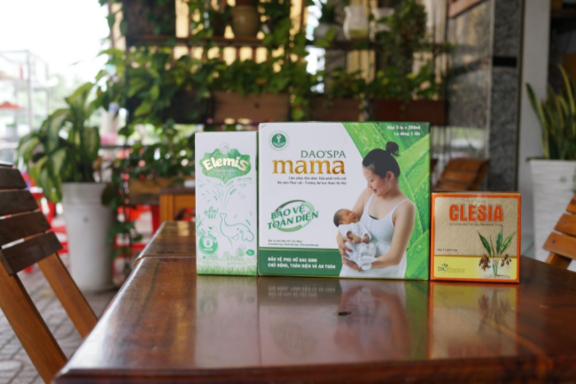 Hãy bảo vệ bé yêu tốt hơn với nước tắm thảo dược ELEMIS! Hãy bảo vệ bé yêu tốt hơn với nước tắm thảo dược ELEMIS!