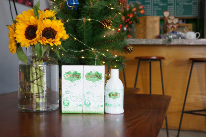 Nước tắm thảo dược EMELIS - sữa tắm tốt cho da trẻ nhỏ và trẻ sơ sinh Nước tắm thảo dược EMELIS - sữa tắm tốt cho da trẻ nhỏ và trẻ sơ sinh