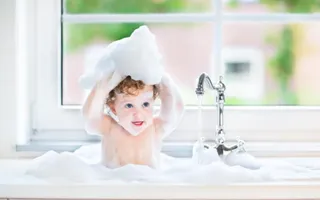 Cách nhận biết sữa tắm cho bé loại nào tốt