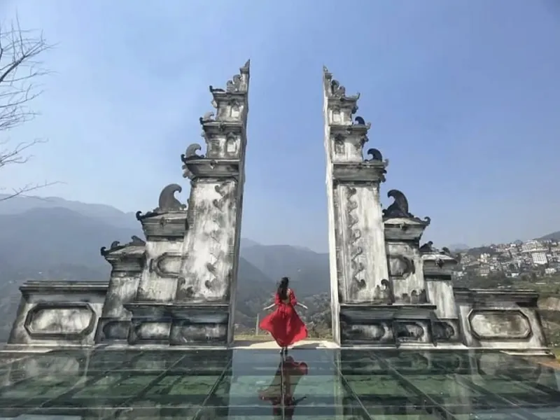 Sapa Heaven's Gate: Standing Between Heaven and Earth to Admire Sapa's Panorama