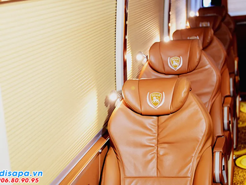 XE LIMOUSINE 18 ghế VIP