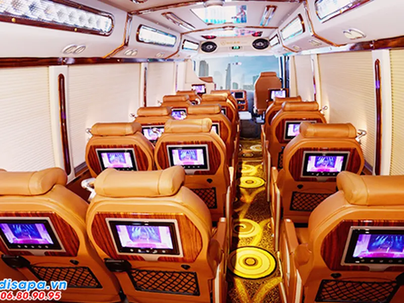 XE LIMOUSINE 18 ghế VIP