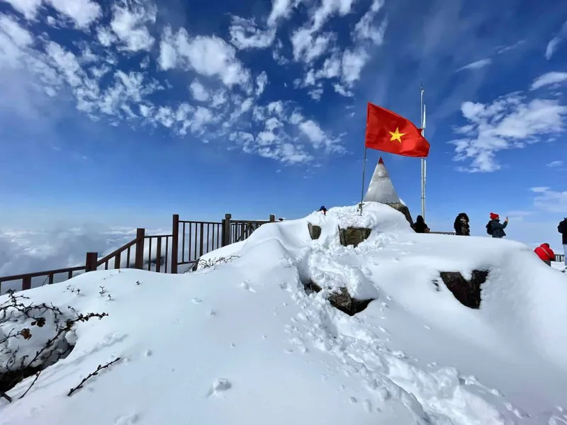 Sapa Winter Retreat: Enjoying Sapa's Beauty Luxuriously by the Fireplace