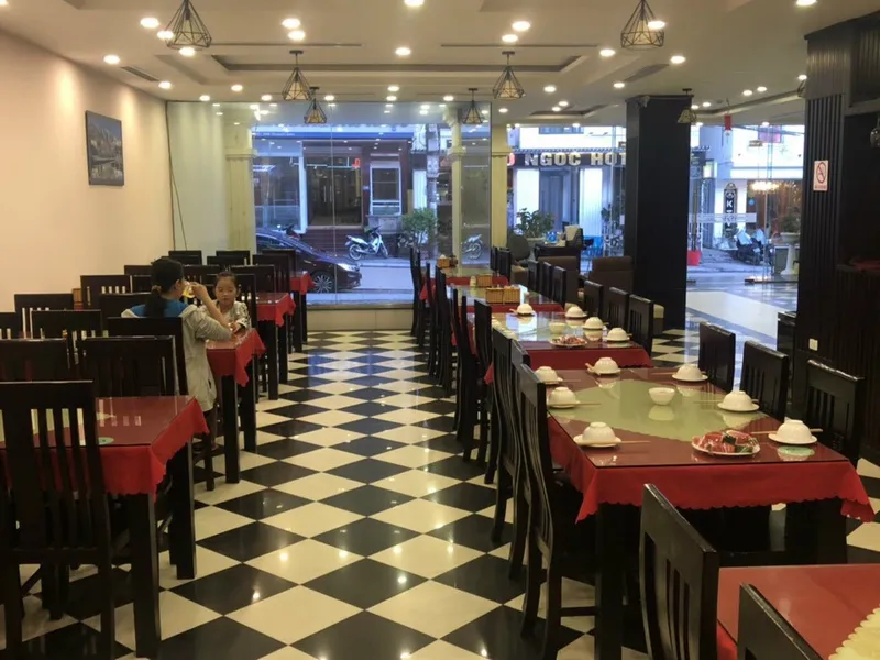 KHÁCH SẠN Ở SAPA - KHÁCH SẠN MÂY